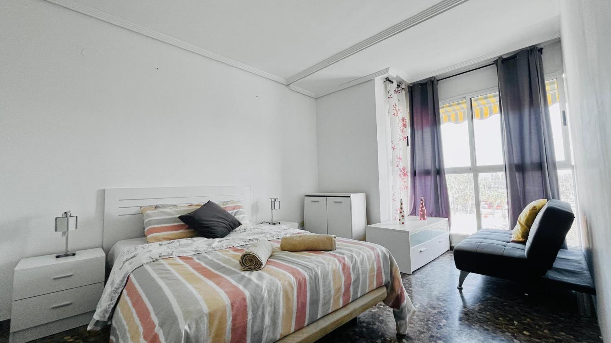Ferienwohnung Apartamento Compartido Con Vista Al Puerto Valencia Exterior foto