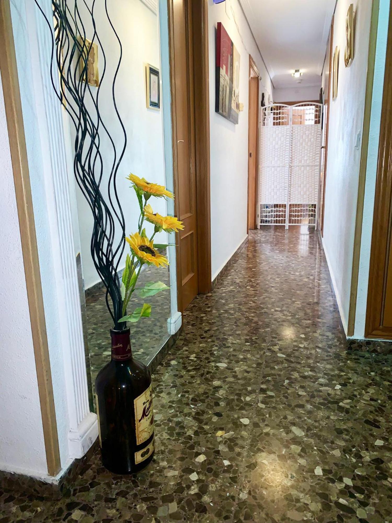 Ferienwohnung Apartamento Compartido Con Vista Al Puerto Valencia Exterior foto